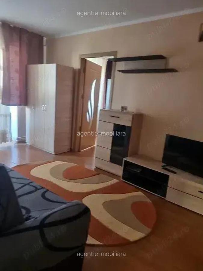 2 Camere Alexandru cel Bun - Piata Voievozilor - 2