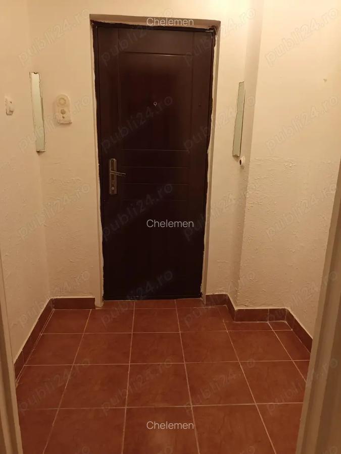 Vand Apartament 2 Camere Micro 6 Nord - 1