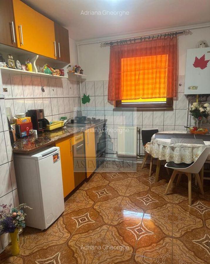 De vanzare apartament 3 camere/ zona Calea Bucuresti - 5