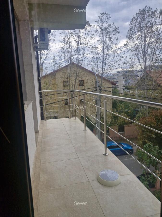 Apartament 2 camere, decomandat,zona Mamaia Nord. (agent Leonard B.) - 1
