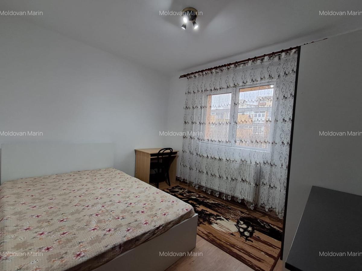 Ap.2 cam 57 mp dec. Renovat et.3,2 balcoane, Aleea Barsei Marasti - 2