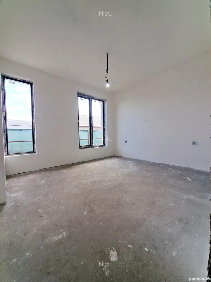 Propietar vand casa 3 camere pod decent pentru depozitare plus beci. acces la bulevard 70m - 5