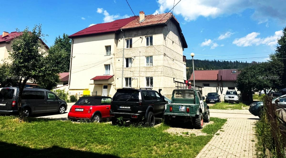 Vanzare apartament 3 camere mobilat si utilat - Obor Gura Humorului - 12