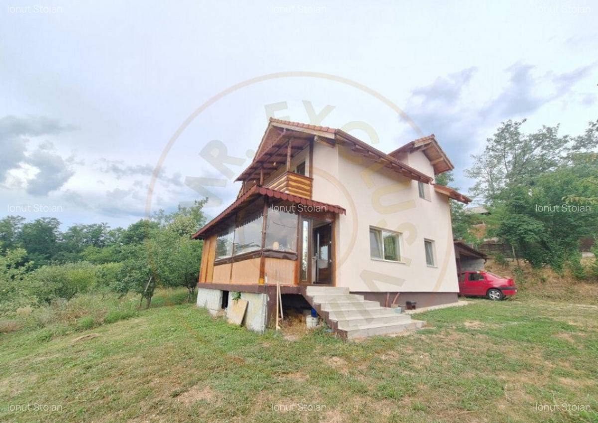 Casa P+M 120 mp, Budeasa, sat Gala?e?ti (12 km de Pite?t - 17