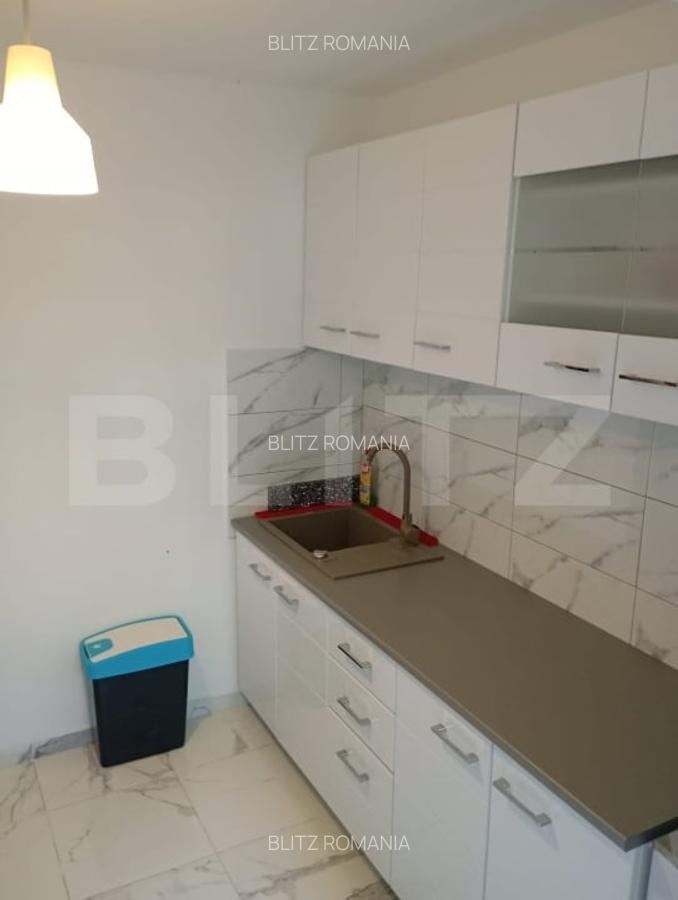 Apartament 3 camere, 70 mp, zona Micro 3 - 8