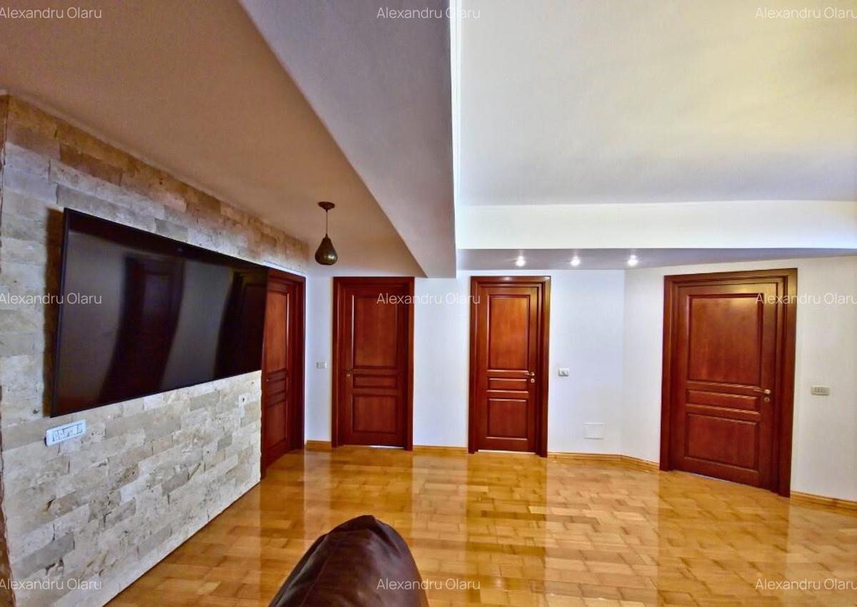 APARTAMENT DE 3 CAMERE, 107 MP - LA 3 MINUTE DE CENTRU - 3