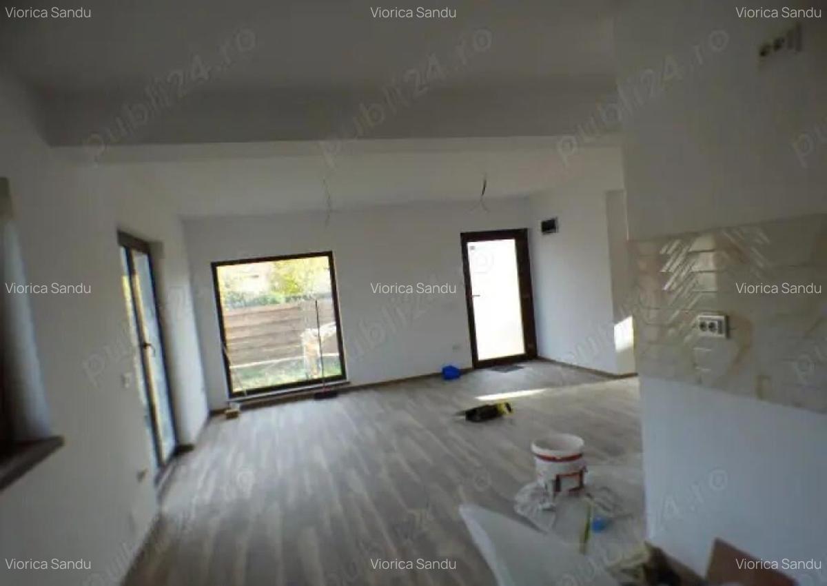 CASA 5 CAMERE STUPINI - 9