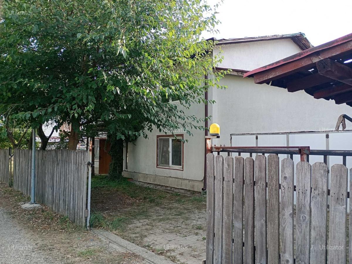 Casa de lemn, spatioasa, in zona linistita  in cartierul Odaii, Otopeni - 3