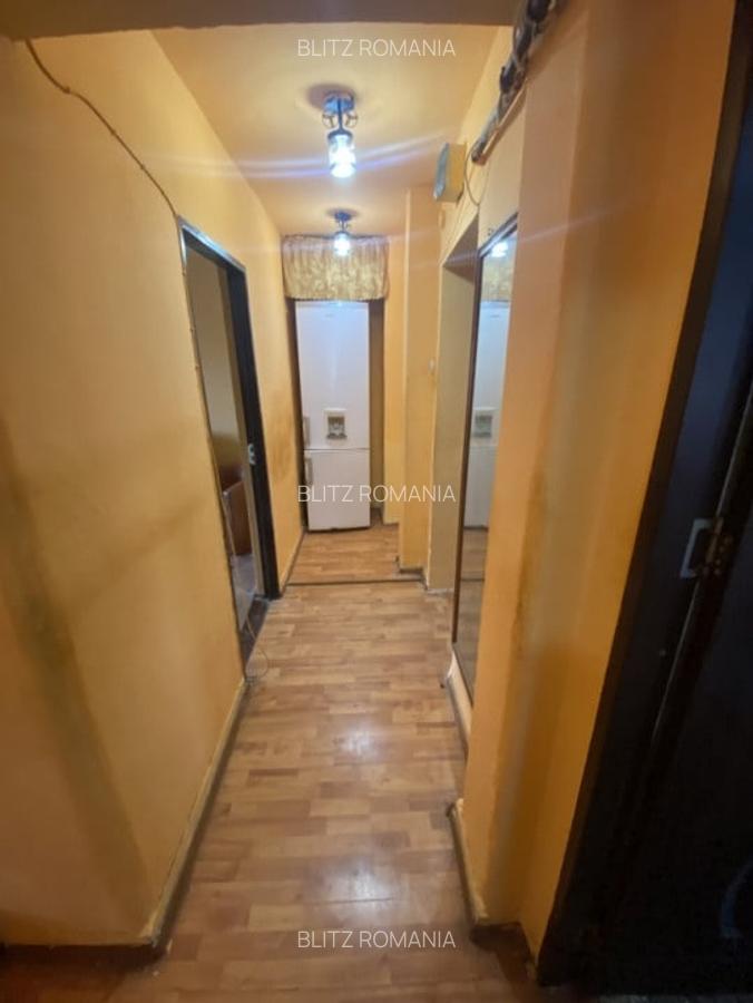 Apartament 3 camere decomandat,etaj 4/4 Bld. Racoteanu, Filiasi - 6