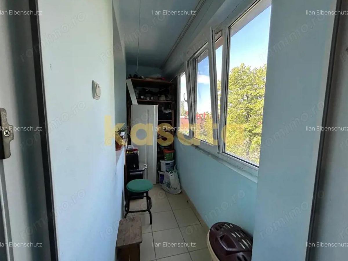 Apartament 3 camere Cranga?i, vizavi de Auchan, etaj 3 - 4