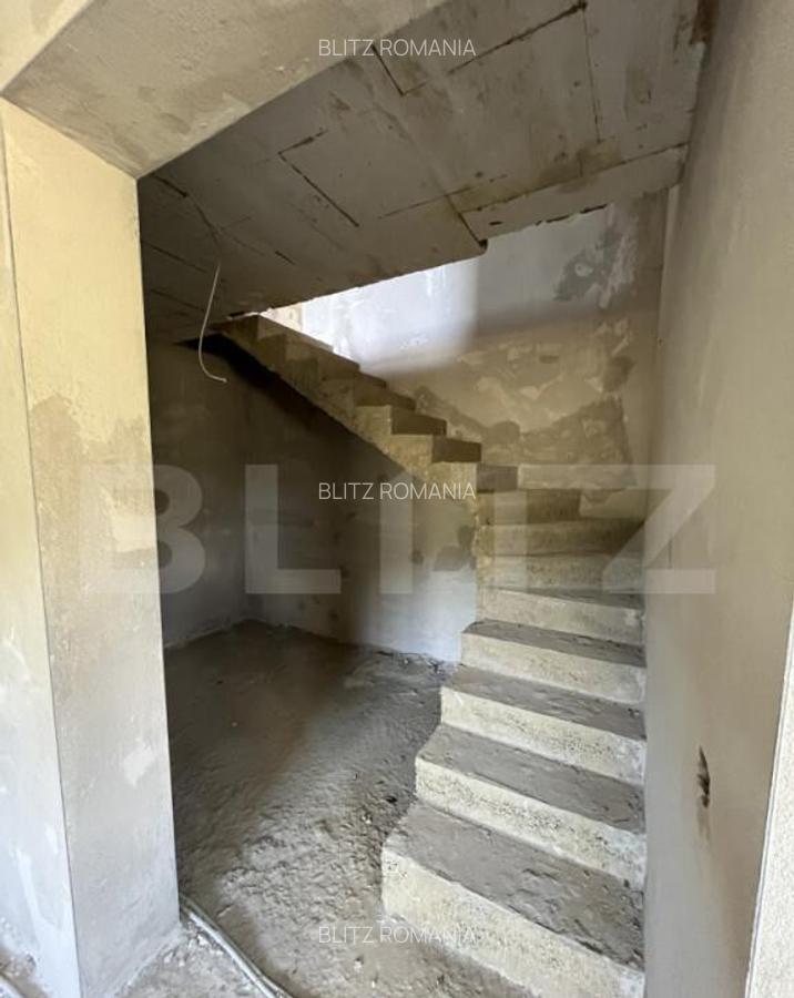 Casa cu panorama deosebita pe Dealul Jelni 10 ari de - 17