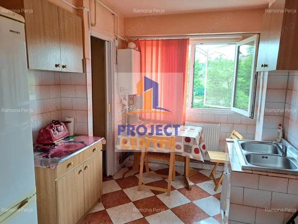 Apartament 2 camere, doua balcoane, Prundu, etajul 3 - 5