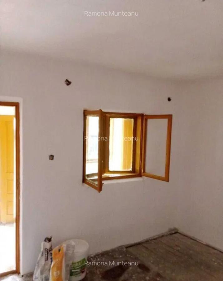 Proprietar casa in comuna Manesti, sat Coada Izvorului, Prahova - 3