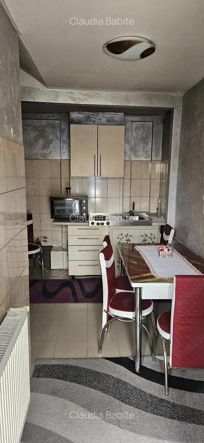 Inchiriez garsoniera - 2 Inchiriez garsoniera - 2