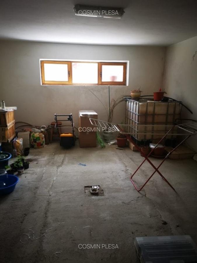 Casă cu 7 camere în Periferie - 22