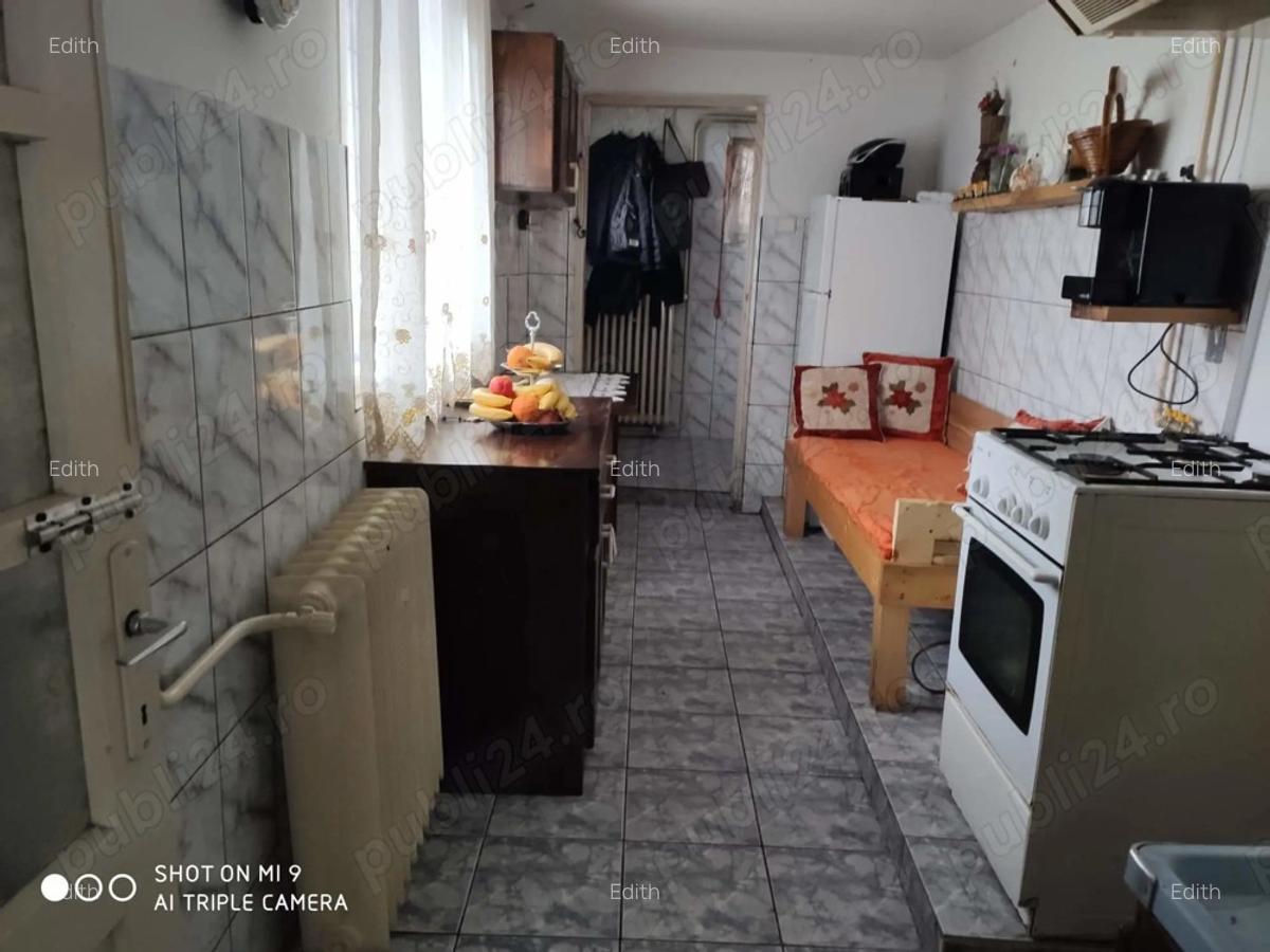 Casa de vanzare in Fieni - 6