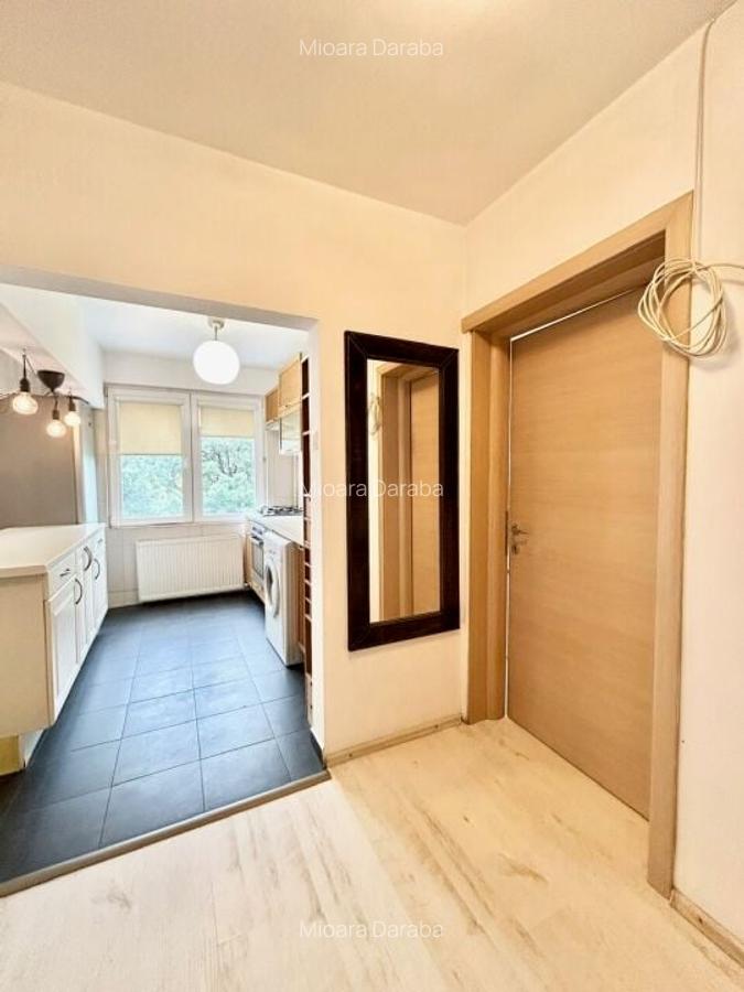 Apartament 3 camere, Domenii, acces metrou 1 Mai - 18