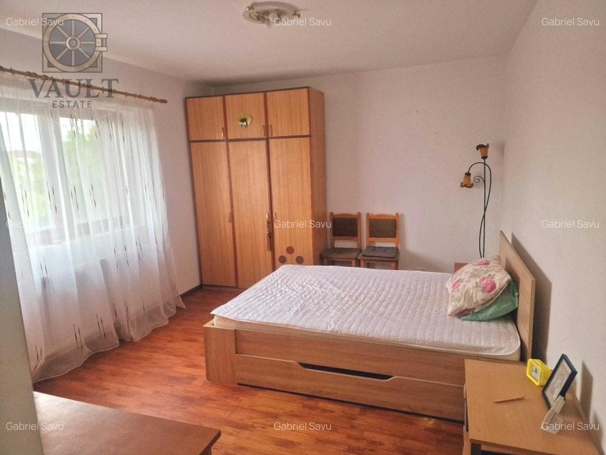 Apartament cu 3 camere semidecomandat, mobilat în Prelungirea Ghencea - 2