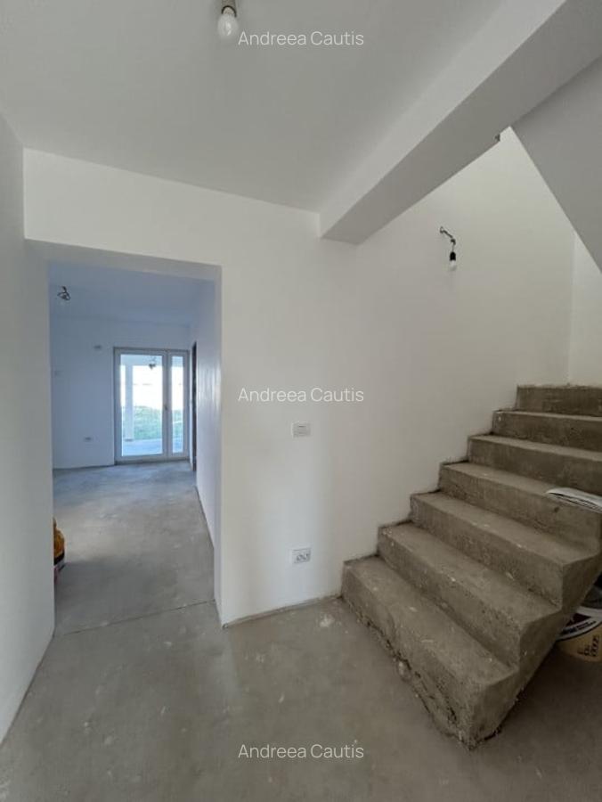 Duplex 5 camere, 111mp utili, 323mp teren in Mosnita Noua - 16