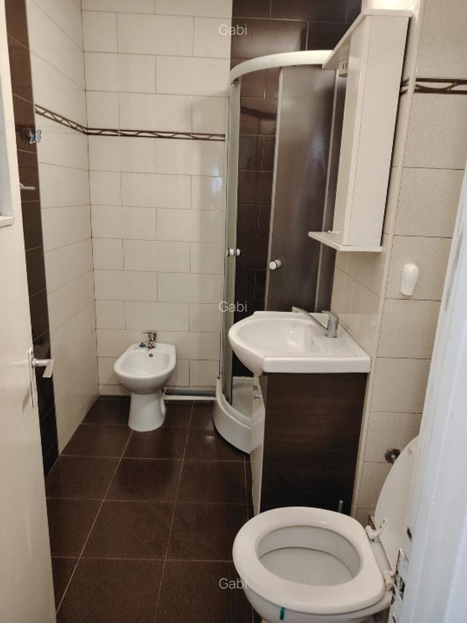Proprietar, vând apartament 2 camere decomandate, zona Narcisa - 3
