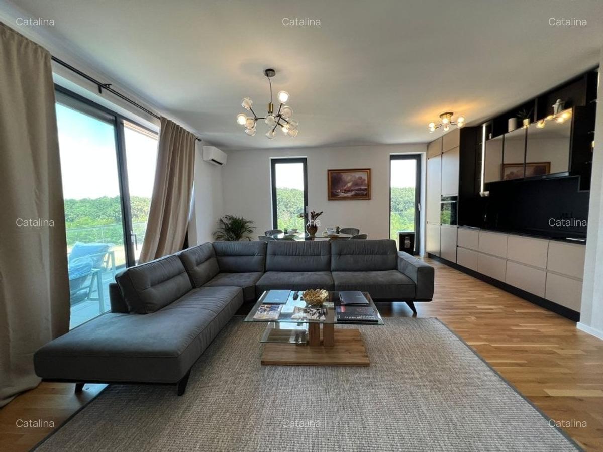Apartament unicat | Vedere spre Padurea Baneasa | Terase de 13mp si 11mp | Lux - 4