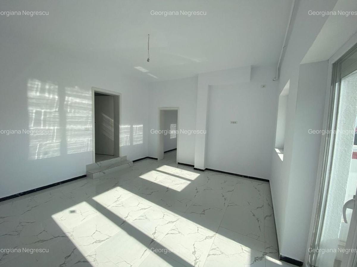 Giroc-Neptun | 3 Camere | Curte proprie | Decomandat | Lift | Disponibil imediat - 2