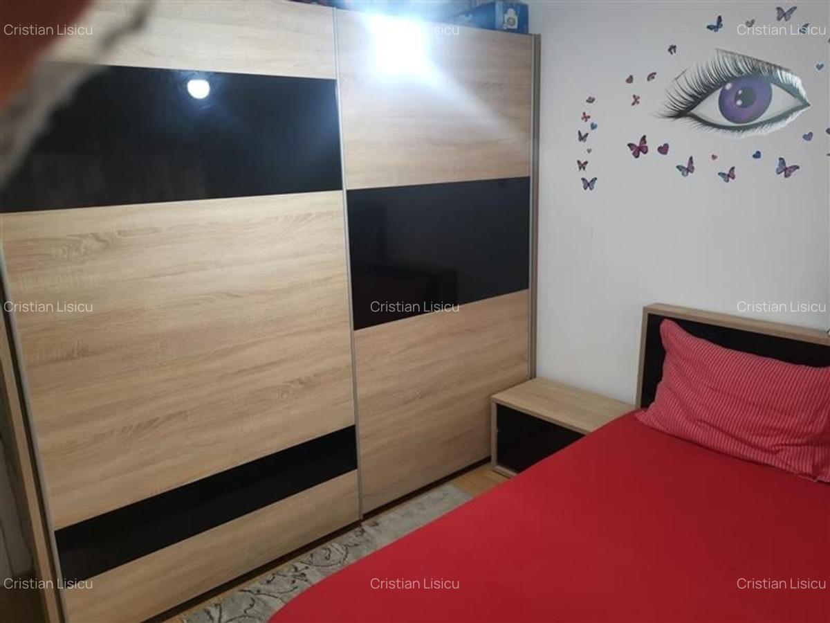 Apartament 2 camere decomandat etaj 4 zona Lipovei - 13