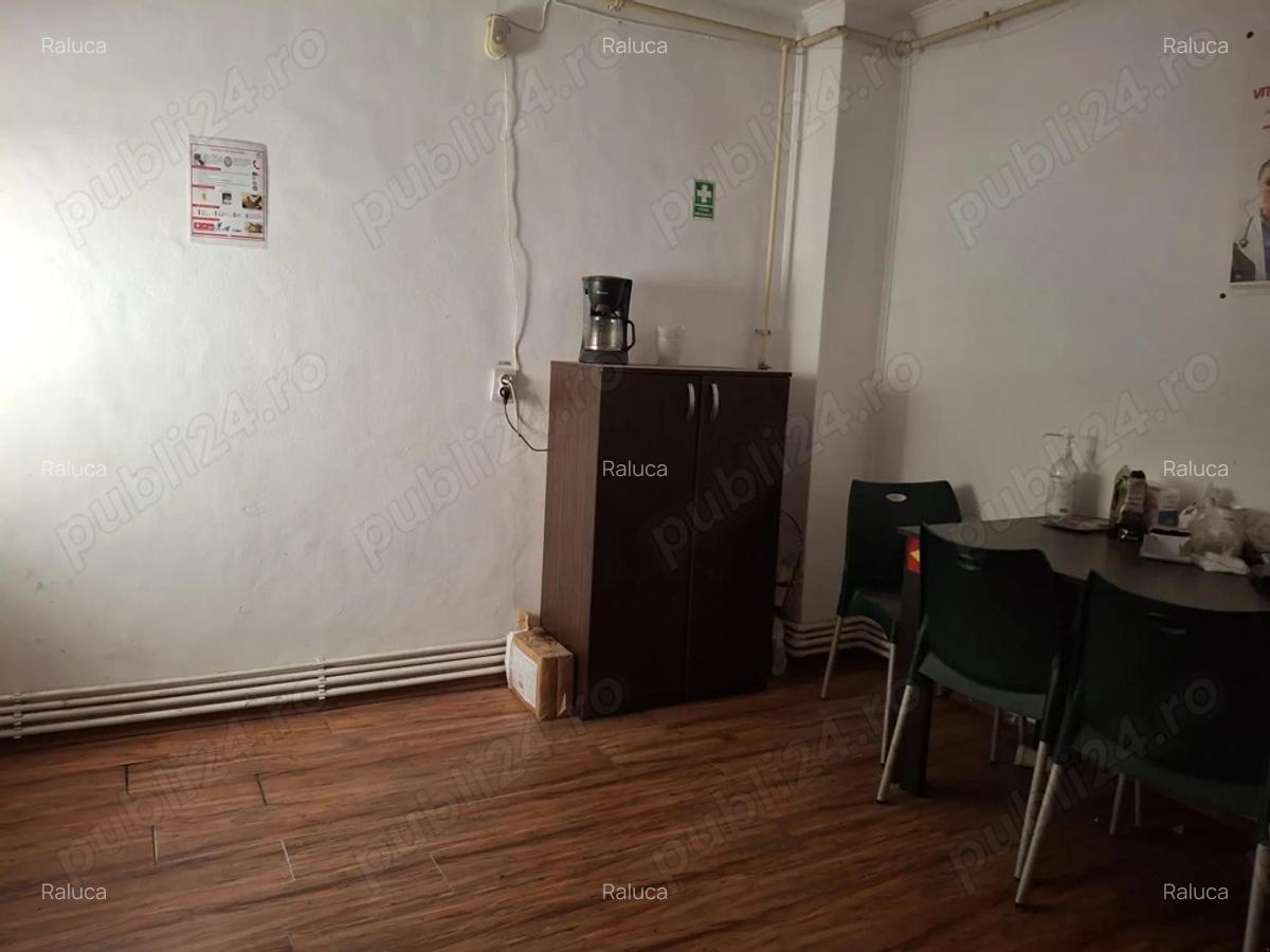 Apt 4 camere spatiu comercial 80 MP de inchiriat Alexandria - 9