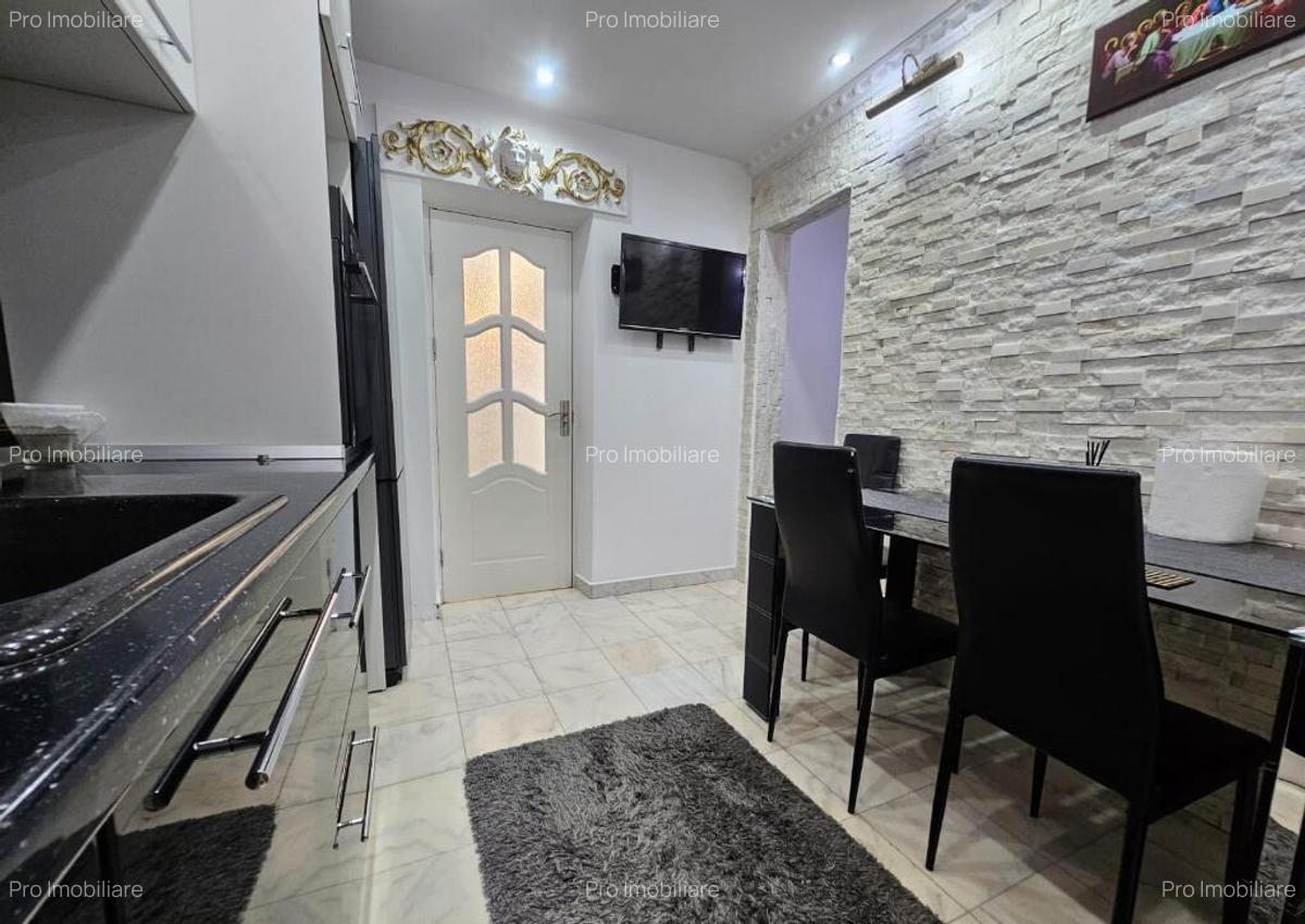 Vand apartament cu 2 camere decomandat - 6