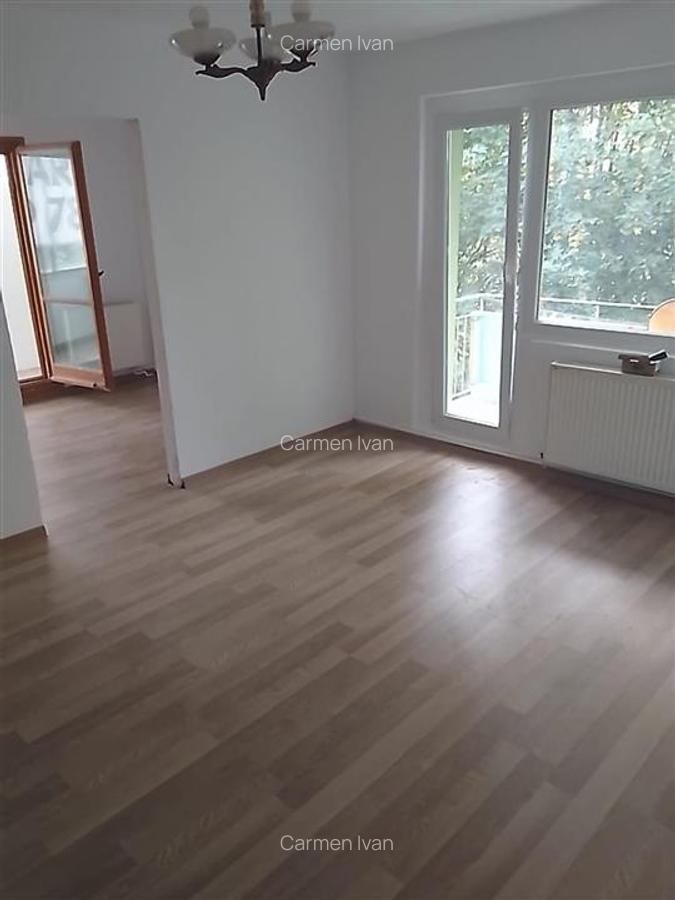 Apartament 3 camere - Astra (Calea Bucuresti) - 1