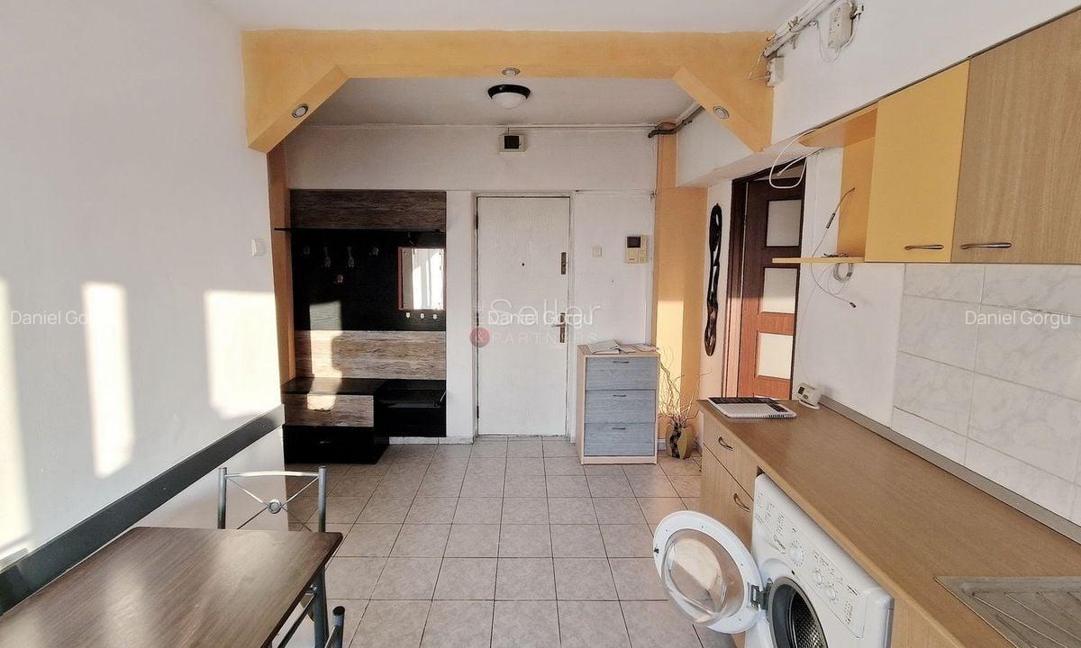 Apartament cu 2 camere decomandat, mobilat în Calea București - 10