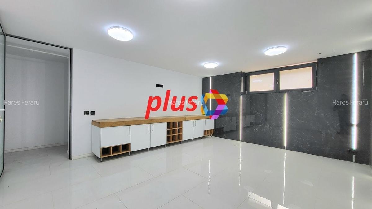 Spațiu comercial, 760 mp în Centrul Civic - 1