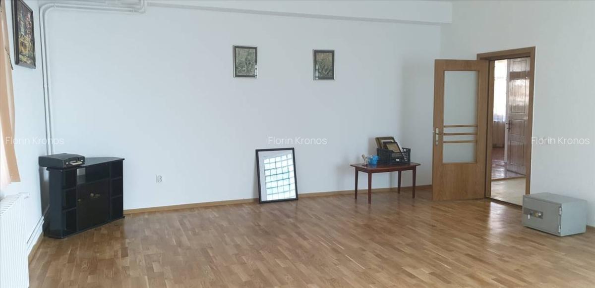 FAR - GARA ! CASA 4 CAMERE 2 BAI, BUCATARIE 150 MP. IDEAL SEDIU FIRMA, BIROURI. - 2