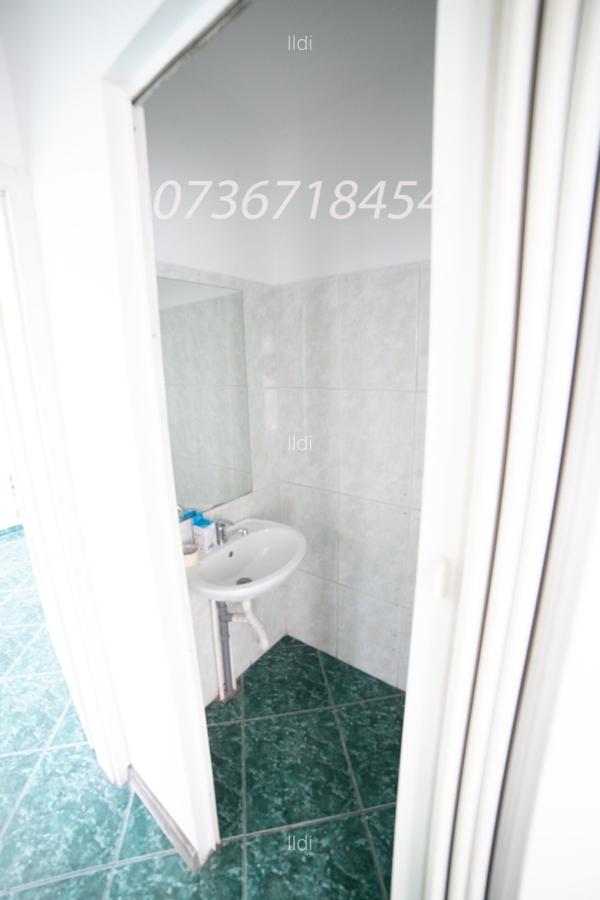 Spatiu comercial Centru , 55mp, 135000e - 6