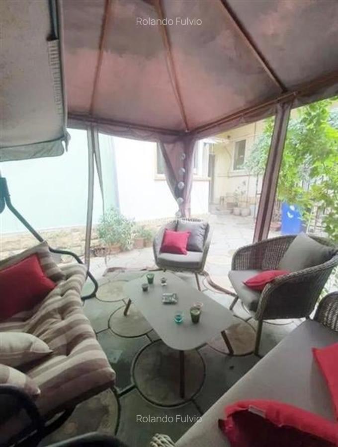 Vanzare apartament 4 camere in Vila Vasile Lascar, ideal hotel - 4