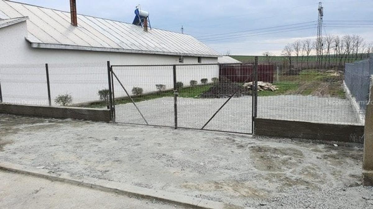 Teren intre case, strada asfaltata, utilitati , 1300 mp, Poiana, 45000 euro - 3