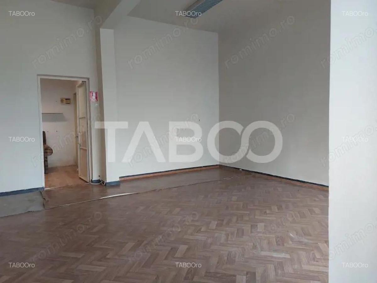 Spatiu comercial 48 mp 2 camere zona cu vad comercial Piata Noua - 3