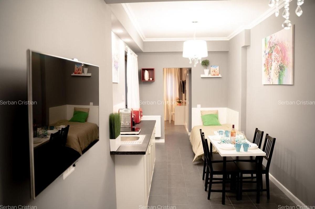 Universitate apartament 5 camere 220 mp de inchiriat - 23