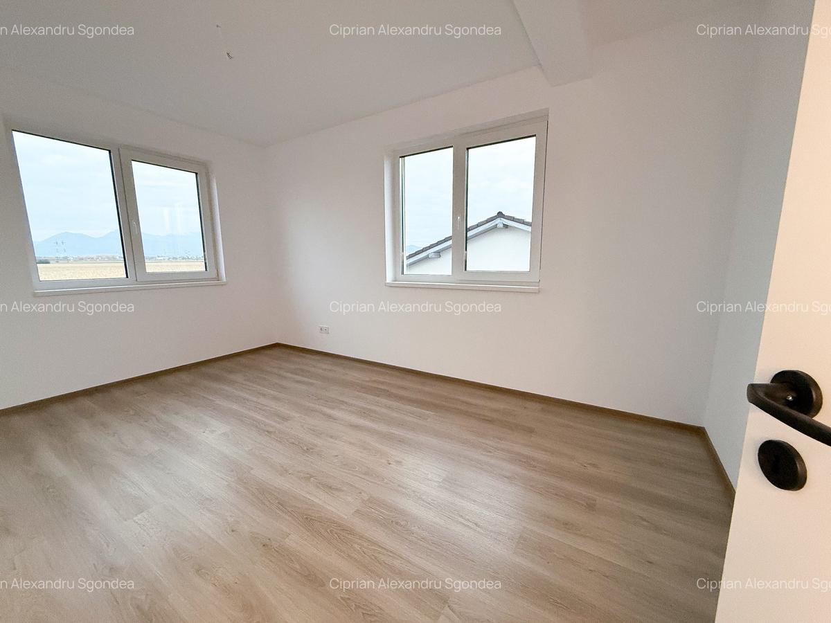 Duplex Sanpetru Toate Utilitatile 119 Utili 292 mp Teren - 16 Duplex Sanpetru Toate Utilitatile 119 Utili 292 mp Teren - 16