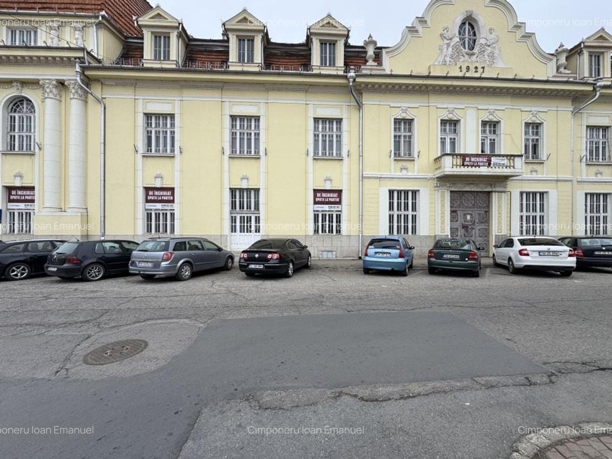 Spatiu la parter in zona Centrala fostul hotel Timisul - 5