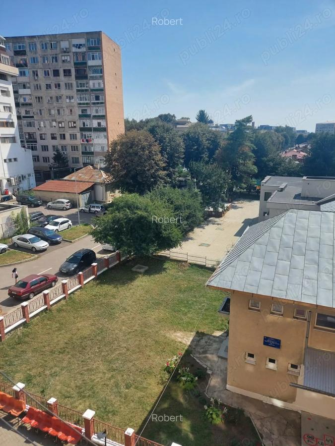 Vand apartament cu 3 camere - 3 Vand apartament cu 3 camere - 3