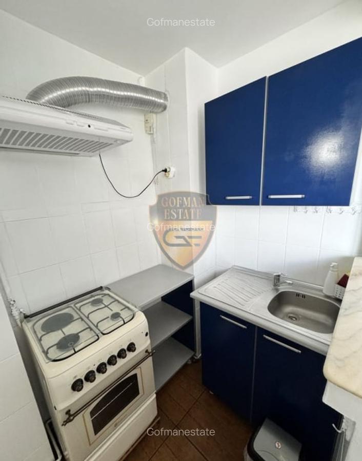 3 camere decomandat, 2 bai, 2 balcoane, str Pescarilor Faleza Nord, gaze, A/C - 7