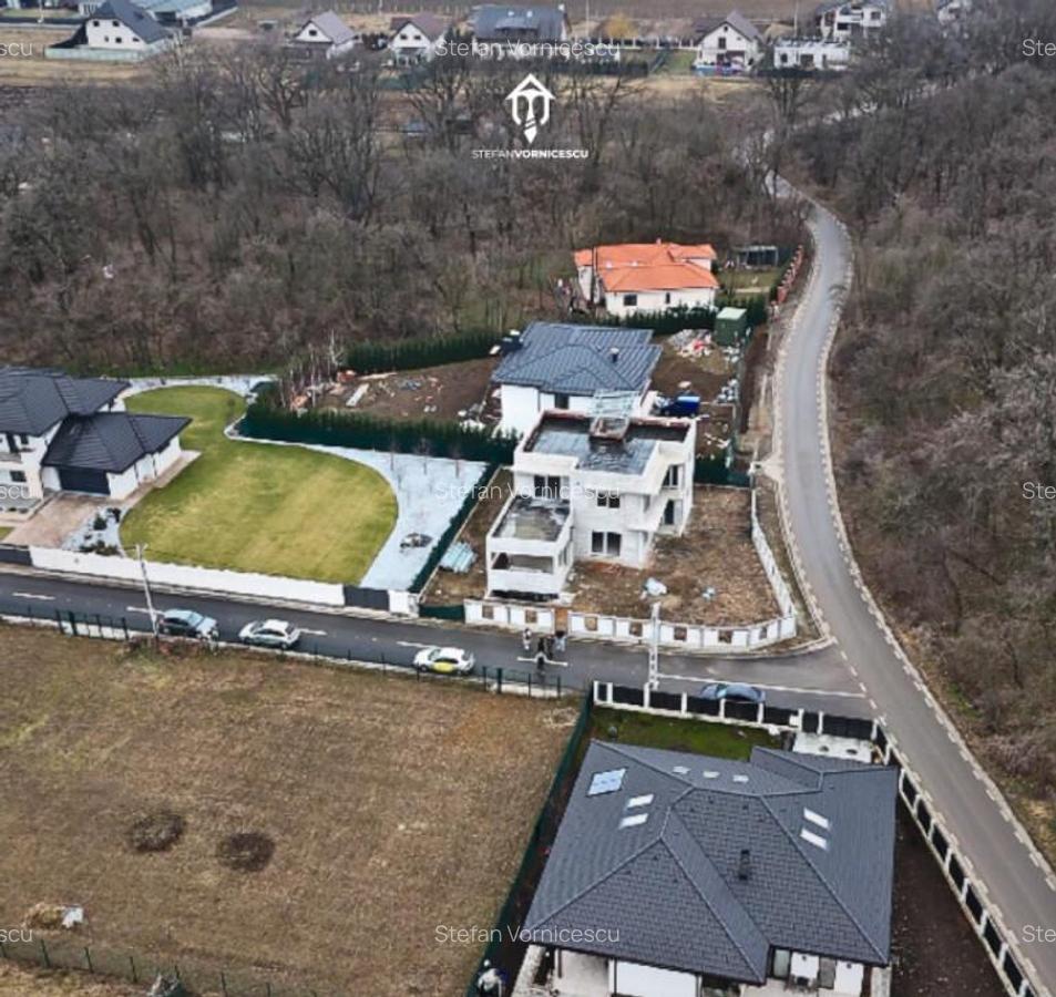 CASA INDIVIDUALA DE VANZARE LA RO?U | 167 MP UTILI - 16