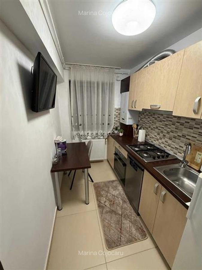 2 Camere, Bloc Nou, Pasaj M. Bravu, Centrala Proprie, 14 min Metrou - 3 2 Camere, Bloc Nou, Pasaj M. Bravu, Centrala Proprie, 14 min Metrou - 3