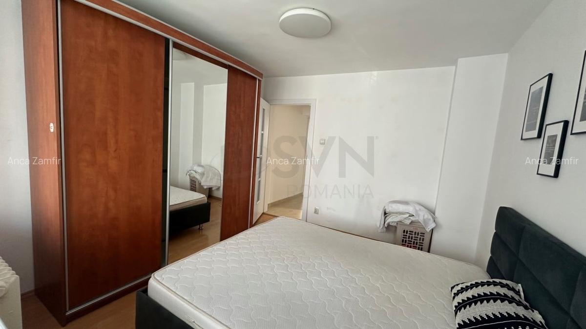Apartament cu 3 camere semidecomandat în Teiul Doamnei - 2