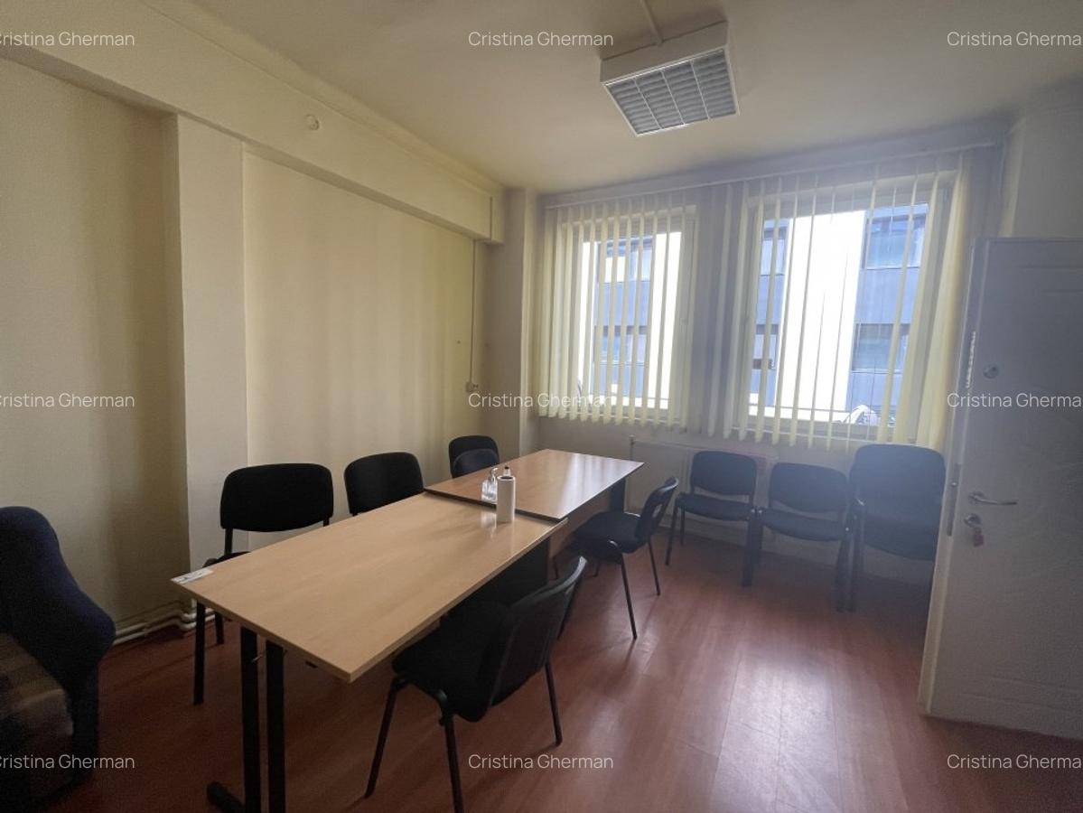 Spațiu comercial, 213 mp în Central - 9