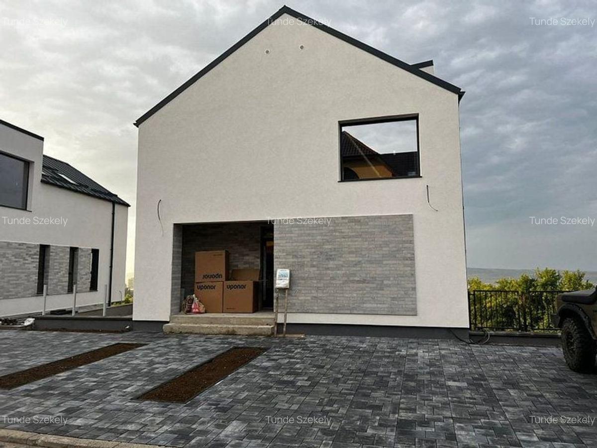 Casa individuala, priveliste superba, 10 minute de centrul Clujului - 7