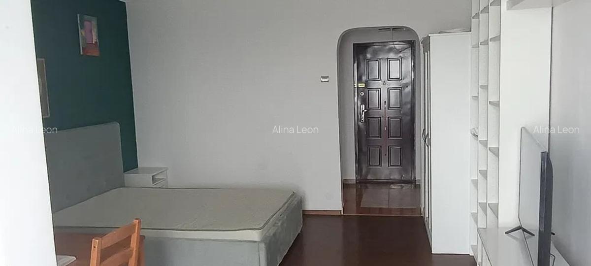 Garsoniera, decomandata, 32mp, A/C, balcon, Turnu-Magurele - 3