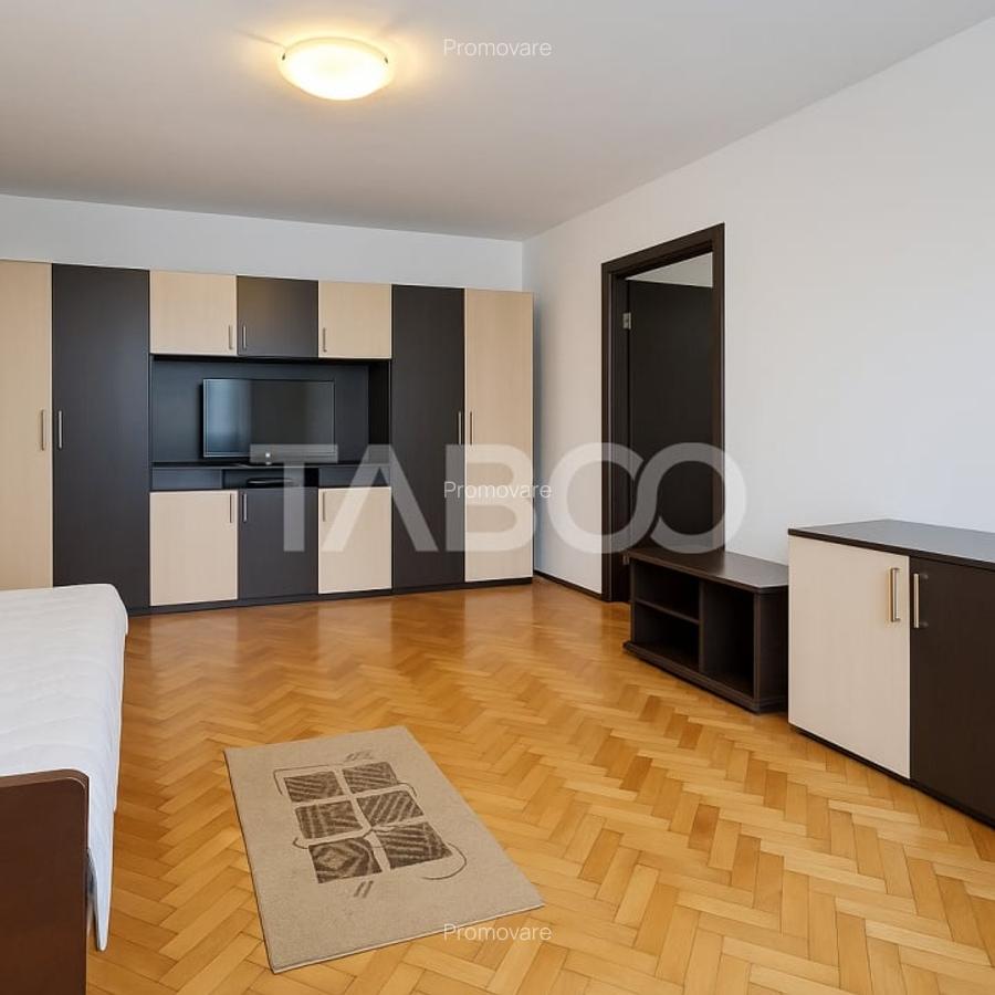 Apartament spatios de vanzare cu 3 camere balcon zona Rahovei - 13 Apartament spatios de vanzare cu 3 camere balcon zona Rahovei - 13