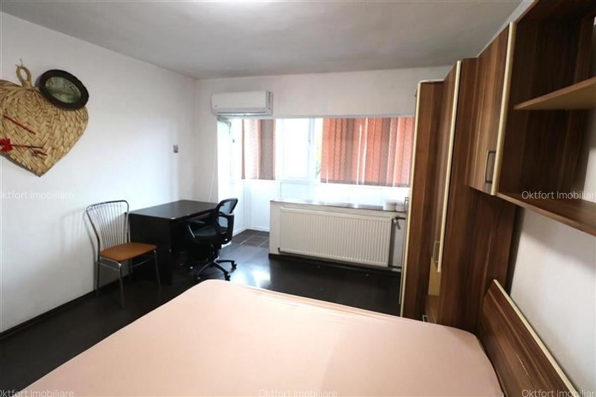 Apartament 2 camere, decomandat,  zona Bucovina - 2